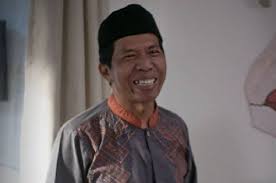 His first film appearance was in the horror film tiren: 0qyzrv9va26 Qm