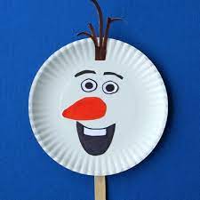 Dix idées bricolages pour recréer olaf, le fameux bonhomme de neige du film frozen / la reine des neiges. Bricolage Reine Des Neiges 10 Idees Bricolages D Hiver Artisanat De Garderie Activite Manuelle Dessin Anime