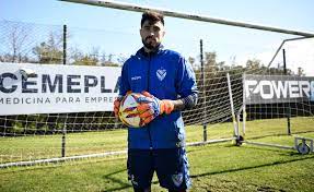 No se pierde nunca la esencia. Entrevistas El Arquero De Velez Sarsfield Lucas Hoyos Triunfa En Primera Y No Se Olvida De Jujuy Periodico Lea Online