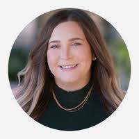 Lisa Mccurry's Instagram, Twitter & Facebook