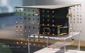 明冕冠湖北钟祥梁庄王墓出土湖北省博物馆藏the ming dynasty 1368 644 imperial crown unearthed from zhongxiang hubei china hubei provincial museum 顶 audio mixer audio silver gold