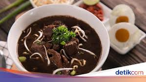 Masakan indonesia memang sangat kaya sekali, kali ini kita akan mensajikan masakan rawon daging sapi mudah simpel cooking recipes indonesia bahan rawon. Resep Dan Bumbu Rawon Daging Sapi Enak Dari Jawa Timur