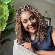 Nothing like a fresh head shot, courtesy of Michael Jackson with The E.W.