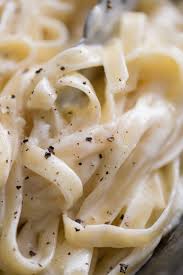 Homemade Alfredo Sauce Lauren S Latest Homemade Alfredo Sauce Homemade Alfredo Alfredo Sauce