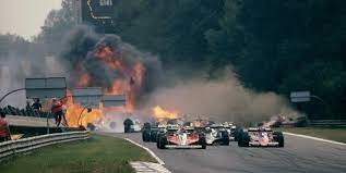 Die punkte für die formel 1 weltmeisterschaft werden nach der position vergeben, mit der man das rennen regelkonform beendet. Ronnie Peterson Heute Vor 40 Jahren Verungluckt Der Formel 1 Fahrer Todlich Express De