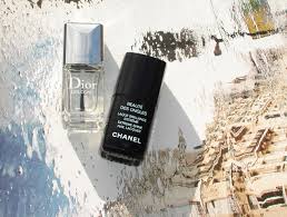 Top Coats: Dior Gel Top Coat vs. Chanel Laque Brilliance Extreme - The  Beauty Look Book