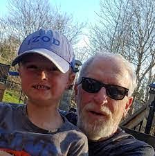 Peggy Mote's Instagram, Twitter & Facebook