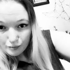 Laura Elizabeth Joy Moser (@lovelylaura23_) • Instagram photos and videos