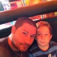 Victor Hans's Instagram, Twitter & Facebook