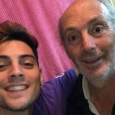 Este artículo no fue creado por coscu. Fallecio El Padre De Coscu Infofueguina