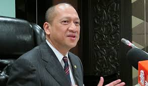 Nazri presently is the member of parliament of malaysia for the. The Government Does Not Know What To Do With Struggling Mas