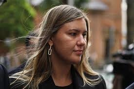 Fiona Brown's Instagram, Twitter & Facebook