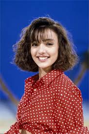 En 1994, nicoletta braschi, avec son frère, le producteur gianluigi braschi, et son mari roberto benigni, crée melampo, une société familiale de production destinée à financer les films de roberto benigni. Ambra Angiolini La Ricordate Quand Era Cosi Guarda Le Sue Foto Piu Belle Gossip