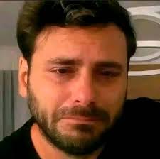 I wish I could receive HELLO from that sweet woman , that truly loves  listen to my music 🥰❤️❤️