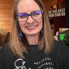 Are there any local businesses that do cookie or cupcake decorating kits?