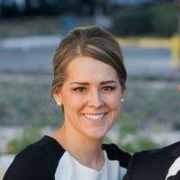 Diane Goggins's Instagram, Twitter & Facebook