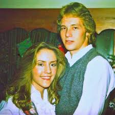Alan Jackson and Denise were high school sweethearts cruising around Newnan, Georgia in a 1955 Ford Thunderbird. Alan later sold the car in 1979 to help make the down payment on their
