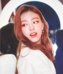 Well no worries as recently the girls were spotted attending m.a.c studio fix event with lovely smiles! 190502 M A C X Itzy Meet Up Event ìžˆì§€ Itzy ìœ ë‚˜ Yuna Itzy Beauty Portrait Kpop Girls