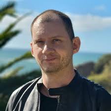 Since its debut in 2018, the Prophet X has been a constant source of sonic  adventure for musicians around the world, blending the warmth of analog  synthesis with the endless potential of