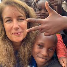 Our Year 2 teacher Mrs Russell at @the.sparkle.foundation in Malawi ❤️ As  part of Cognita Middle East's partnership with The Sparkle Foundation, a  number of our teachers have been involved in a