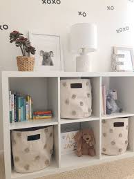 Nursery Mit Diesem Weissen Ikea Wurde Mein Kinderzimmer Styling Und Organisationsprojekt Vereinfacht White Nursery Decor Baby Room Storage Ikea Nursery