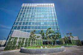 The capital of the state of sabah located on the island of borneo , this malaysian city is a growing resort destination due to its proximity to tropical islands, lush rainforests and mount kinabalu. Plaza Shell Kk Home Facebook