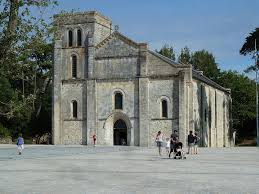 Basilique Notre Dame De La Fin Des Terres Basilique Notre Dame Basilique Soulac Sur Mer