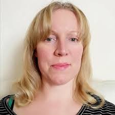 Tara Rhodes's Instagram, Twitter & Facebook