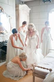 15 Getting Ready Photos You Must Have Wedding Dresses Photos Bride Wedding Dresses