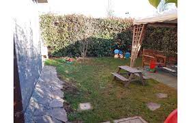 L' immobile è disposto su 2 livelli con sovrastante ampio solaio a cui si accede con una scala interna. Privato Vende Appartamento Appartamento Con Giardino Annunci San Giuliano Milanese Milano Rif 138110