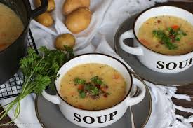 Herzhafte Kartoffelsuppe Mit Speck Maria Es Schmeckt Mir Rezept Kartoffelsuppe Mit Speck Suppe Rezept Einfach Kartoffelsuppe