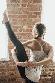 What does bird of paradise do to your body? Yoga Tips Birds Of Paradise Almonds Asana