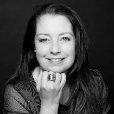 Cher Réseau, Je suis heureuse d'avoir accueilli Nicolas Baur, que vous  connaissez sûrement un peu déjà ! Nicolas a suivi sa semaine d'immersion au  sein de mon agence en vue de l'ouverture