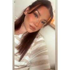 🍏 Have you tried the Apple Soleros from Poundland 😍 These are really  refreshing and perfect in this heat! 😃