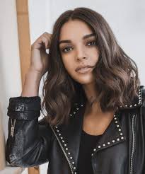 Although your hair might be short in length, it doesn't mean that you cannot style them gorgeously. How To Curl Short Hair With Straighteners Ghd Hairstyle Advice