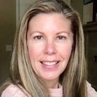 Lisa Desantiago's Instagram, Twitter & Facebook