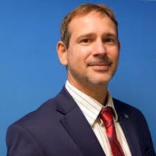 Mike Kiefer's Instagram, Twitter & Facebook