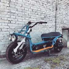 special scooter おしゃれまとめの人気アイデア pinterest gene nguyen ストリートバイク カスタムバイク バイク