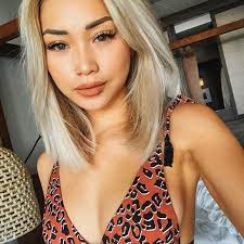 My Beautiful Flamcis Took Her Shorter And Freshened Up Her Blonde Using Schwarzkopfusa And Brazilianbondbui Blonde Asian Hair Hair Color Asian Asian Hair
