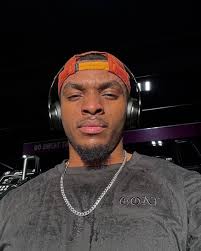 Isaac Williams (@king.izik) • Instagram photos and videos