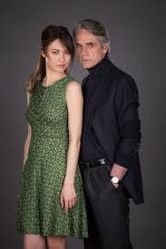 One day amy begins noticing. La Corrispondenza Il Nuovo Film Di Tornatore Con Jeremy Irons Il Cinema Italiano