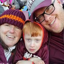 Who do I contact about looking for a permanent campsite at smith mountain  lake.