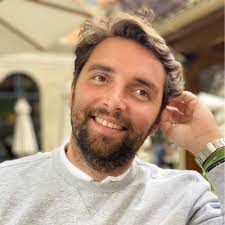 📌Disponible Ferrari LaFerrari, la voiture de tous les superlatifs…  Habillée du coloris Rosso Scuderia, 12600 kms Renseignements  complémentaires en MP: 📧eric.bercot@sfge-mulhouse.fr 📞…