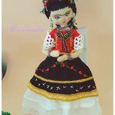Ne Yaparsan Yap Ask Ile Yap Eski Calismalarim Dan Fridakahlo Askin En Guzel Hali Amiguru Captain Hat Festival Captain Hat Amigurumi Doll