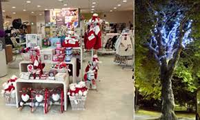 The main dish is usually roast turkey often surrounded by bacon wrapped chipolatas which are mini pork sausages. Christmas Lights Switch On In August Kent Town Tenterden Has Already Put Up Festive Decorations Daily Mail Online