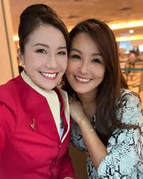 Elodie Lee (@elobubili) • Instagram photos and videos