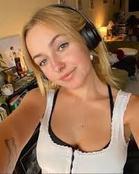 What are some tips and tricks for a new Airbnb host in Charleston SC?