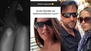 Michael wendler und laura müller sorgen im sommerhaus der stars für irritierte reaktionen. Michael Wendler Weihnachtsfoto Mit Freundin Laura Muller Und Plastik Tanne Sorgt Fur Diskussionen Sudwest Presse Online