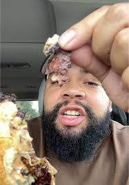 Delicious Burger Review at Wiggies Food Truck