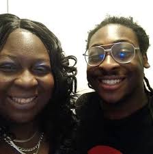 Apps for group grief support and communication